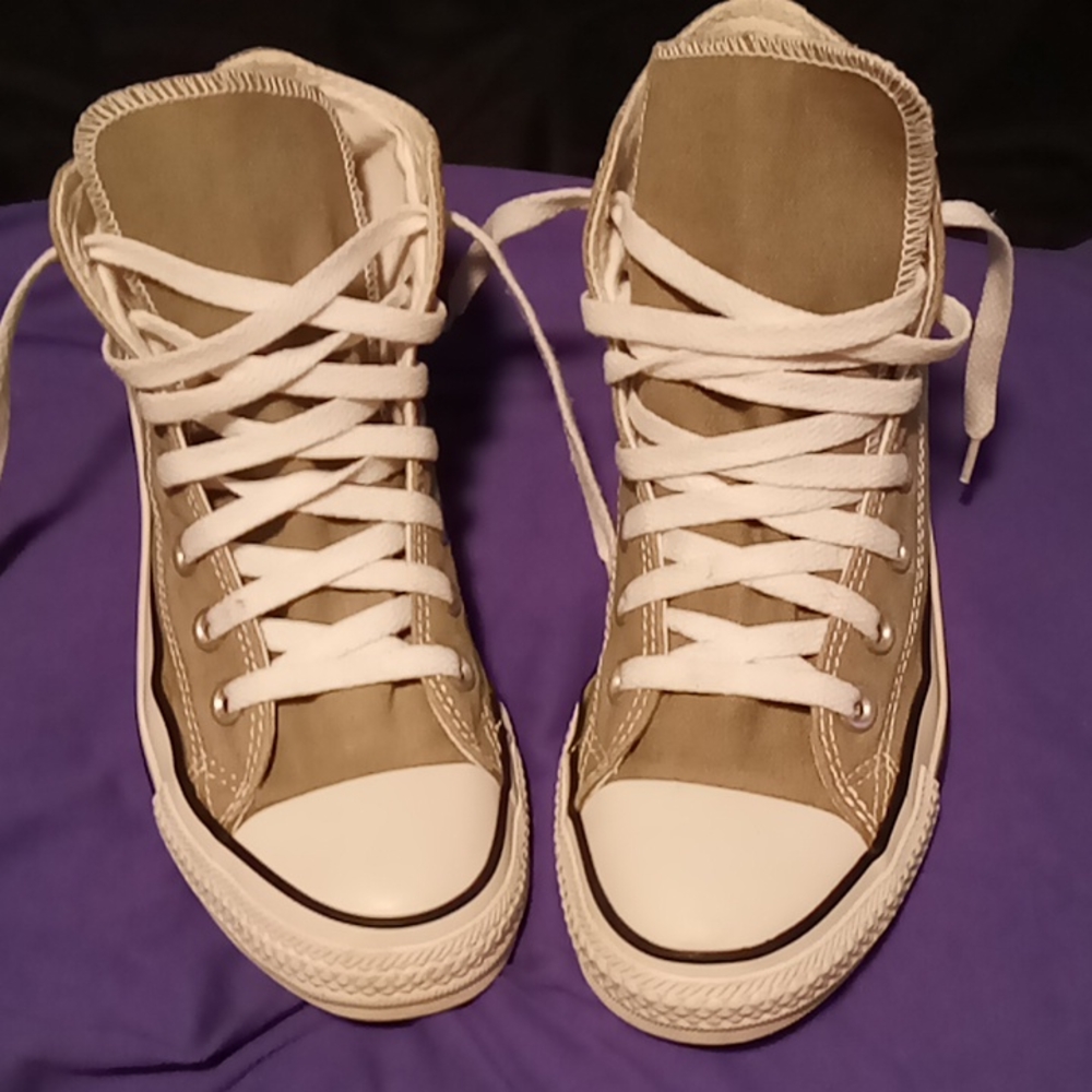 Converse All-stars beige size 4 1/2 unisex high tops.